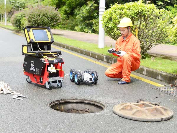 岗巴管道机器人检测